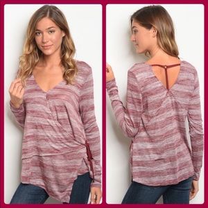 🍁Burgundy Entro Top🍁1 size large left!